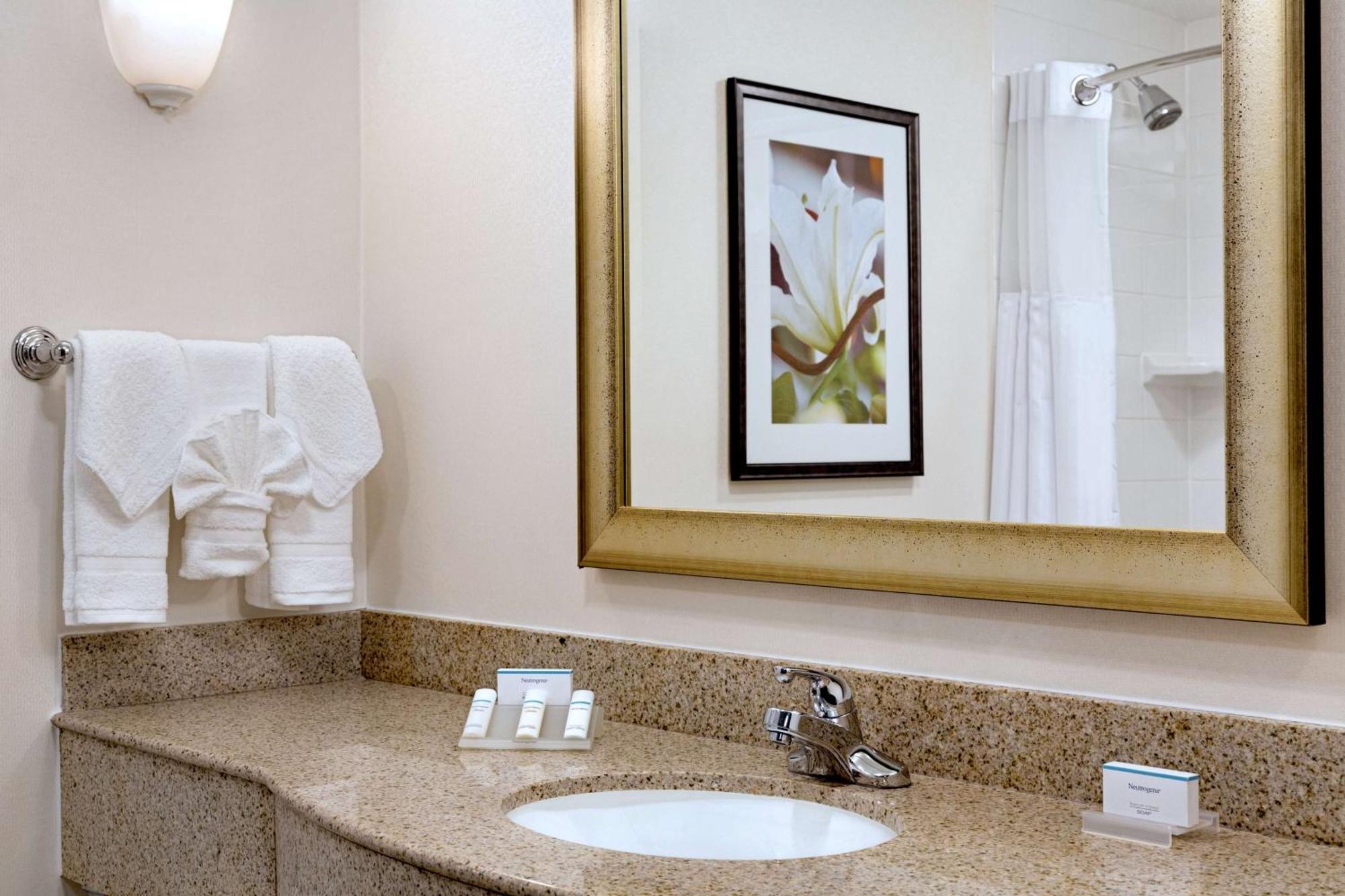 Hilton Garden Inn וורצ'סטר מראה חיצוני תמונה