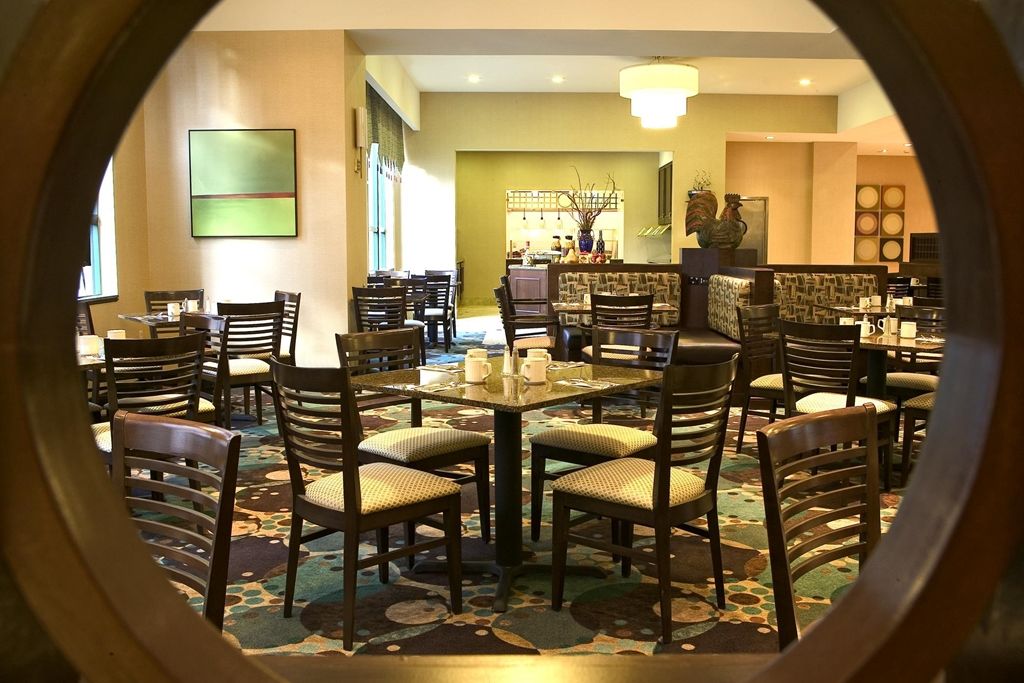 Hilton Garden Inn וורצ'סטר מסעדה תמונה